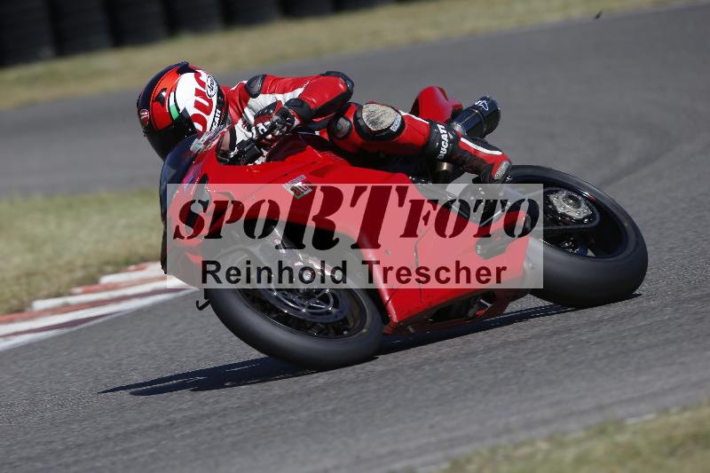 /12 30.04.2026  Speer Racing ADR/Gruppe rot/870